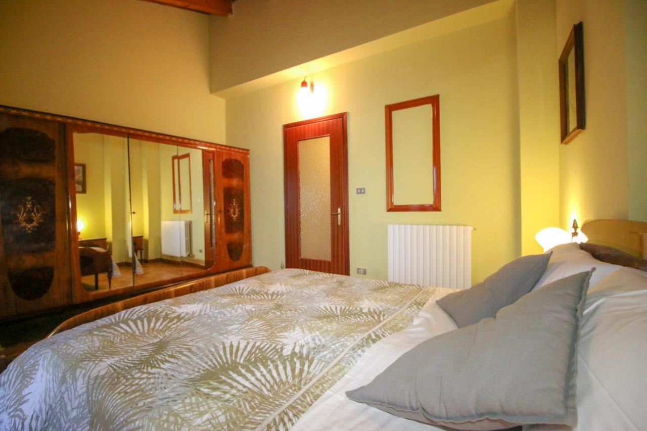 Bed and Breakfast Spighe Paglia E Girasole Кандия-Канавесе Экстерьер фото