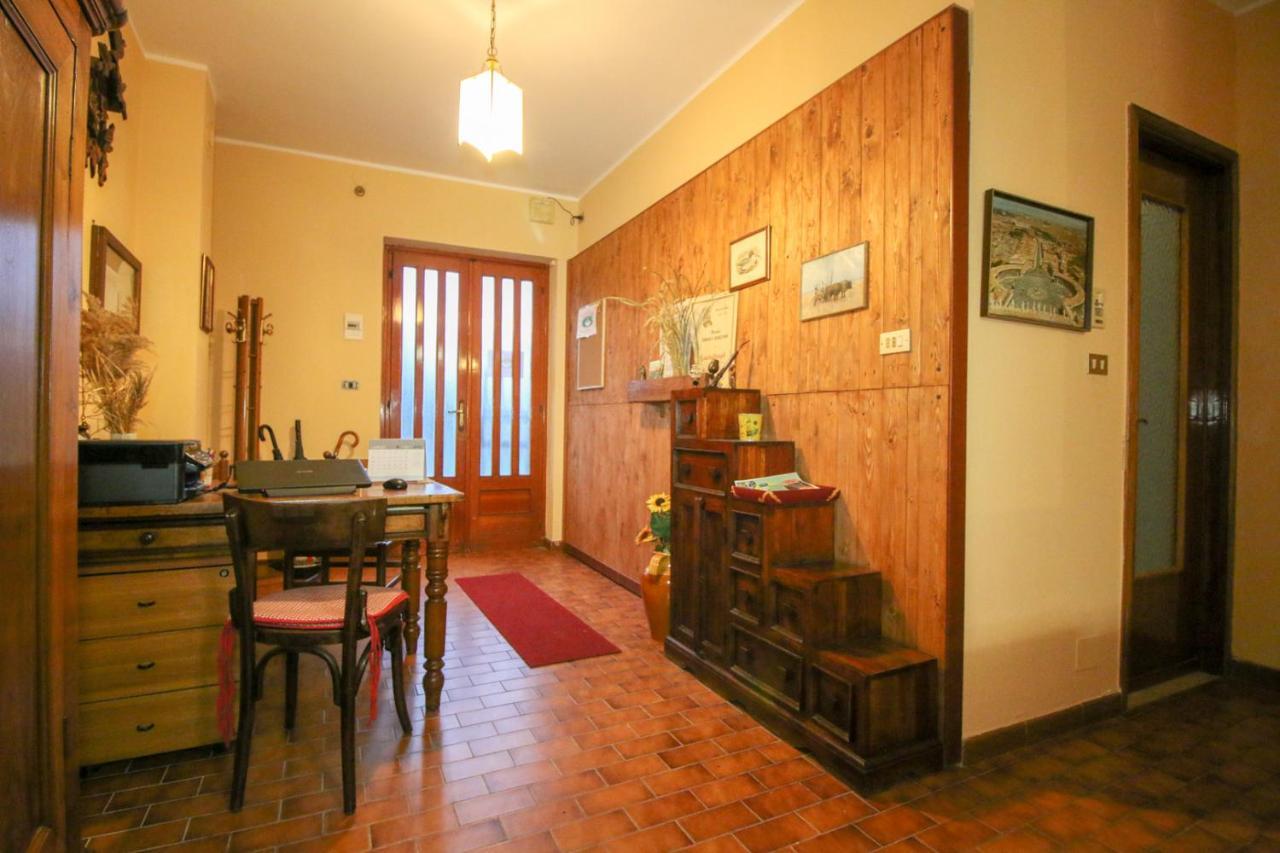 Bed and Breakfast Spighe Paglia E Girasole Кандия-Канавесе Экстерьер фото