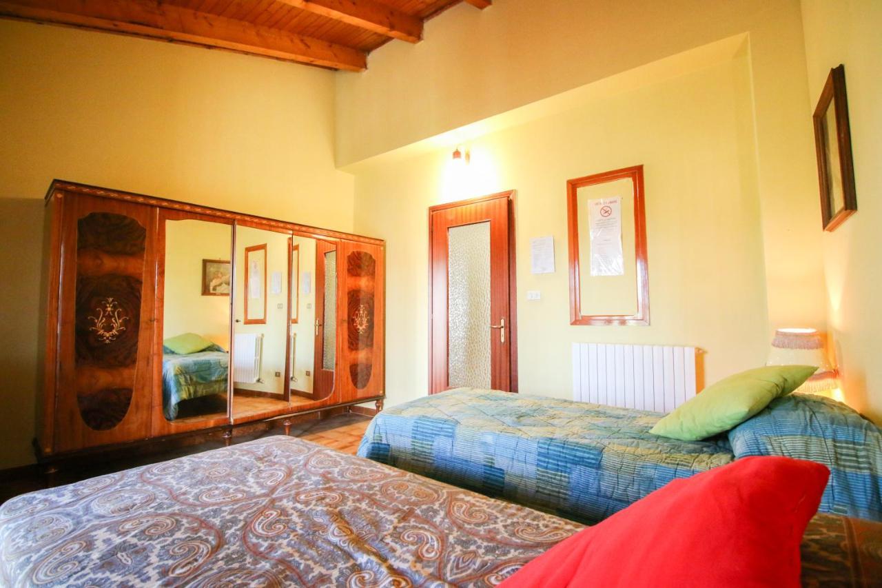 Bed and Breakfast Spighe Paglia E Girasole Кандия-Канавесе Экстерьер фото